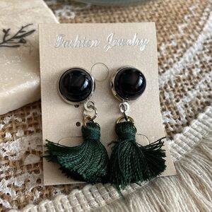 Fashion Jewelry Black and Green Tassel Earrings